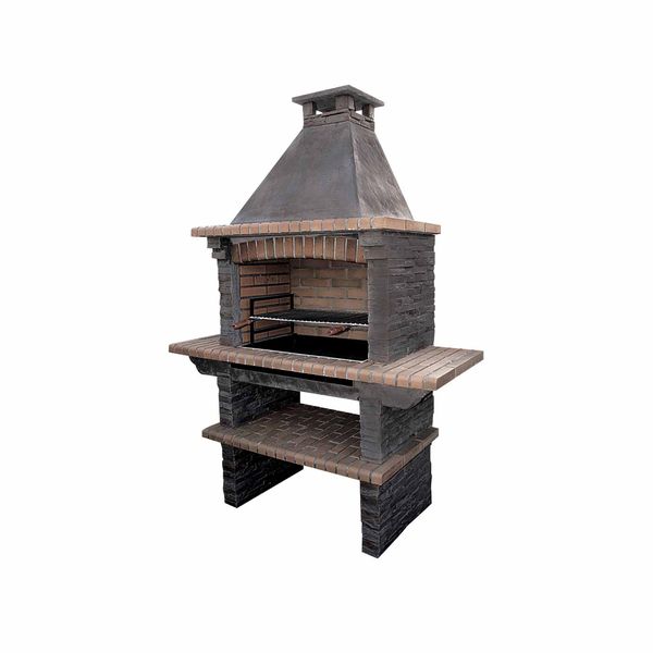 Cocina al aire libre con los hornos de leña y barbacoas